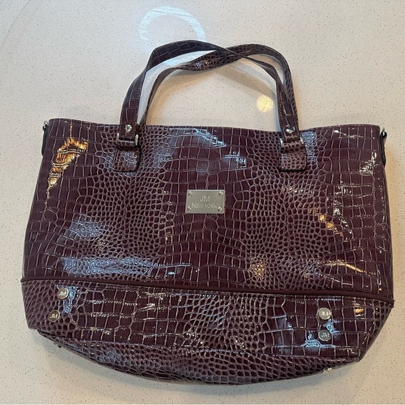 JM New York Burgundy Tote Travel Tech Business Bag Croc Pattern, Large - Picture 4 of 10